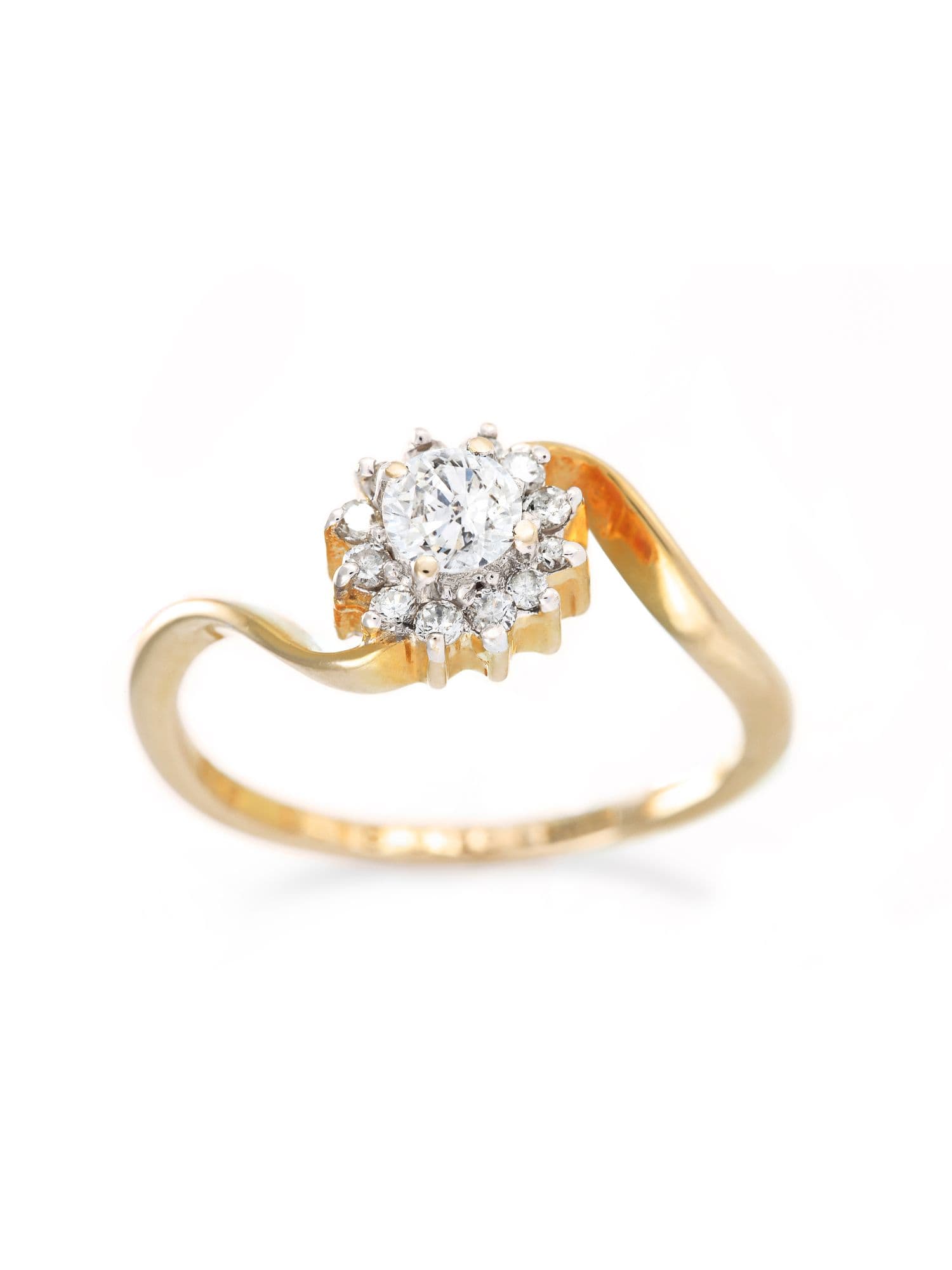 Ring: K18YG D=0.23 & D12=0.130 F VS1 77