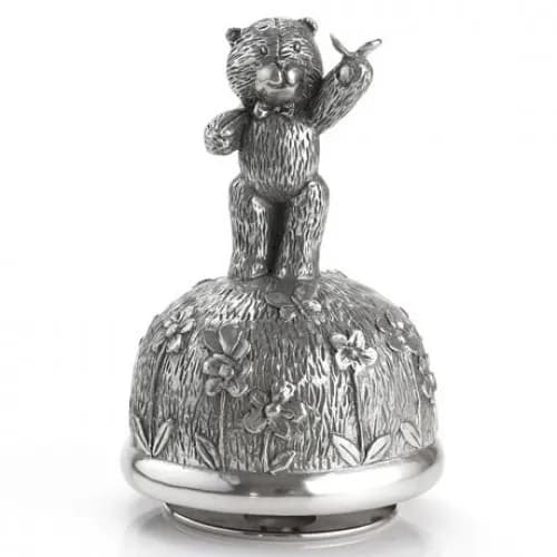 Hộp nhạc Teddy bắt bướm