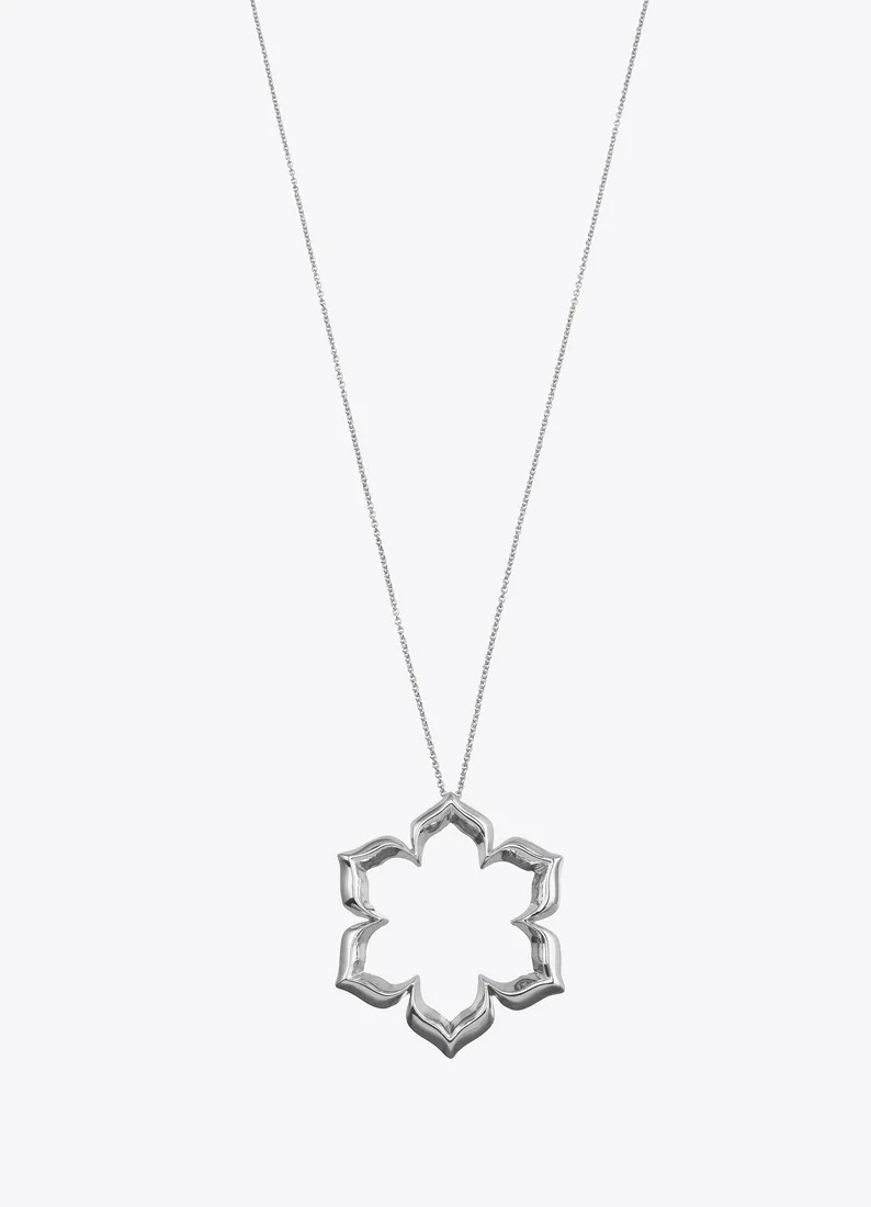 Dây chuyền họa tiết Rangoli 6 cánh mạ Rhodium