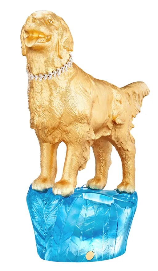 Tượng chó chiến thắng